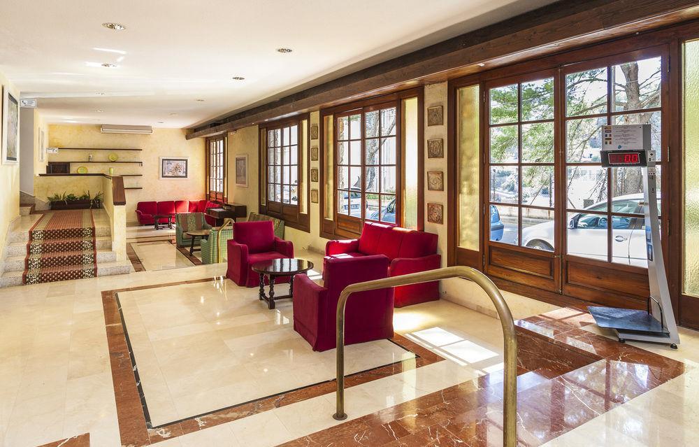 Globales Simar Hotel Cala de Sant Vicenc Exterior foto