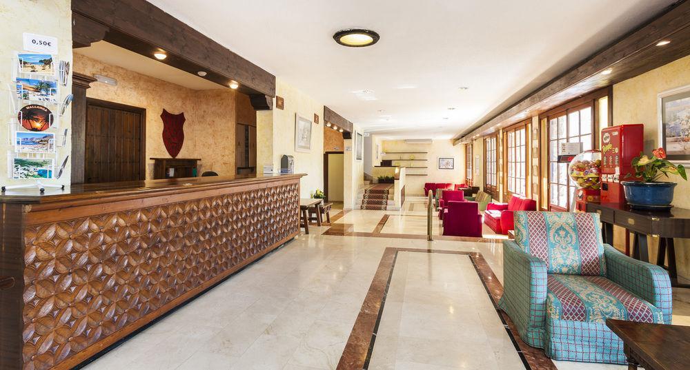 Globales Simar Hotel Cala de Sant Vicenc Exterior foto
