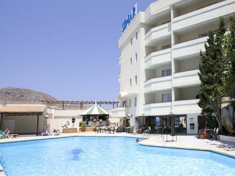 Globales Simar Hotel Cala de Sant Vicenc Exterior foto